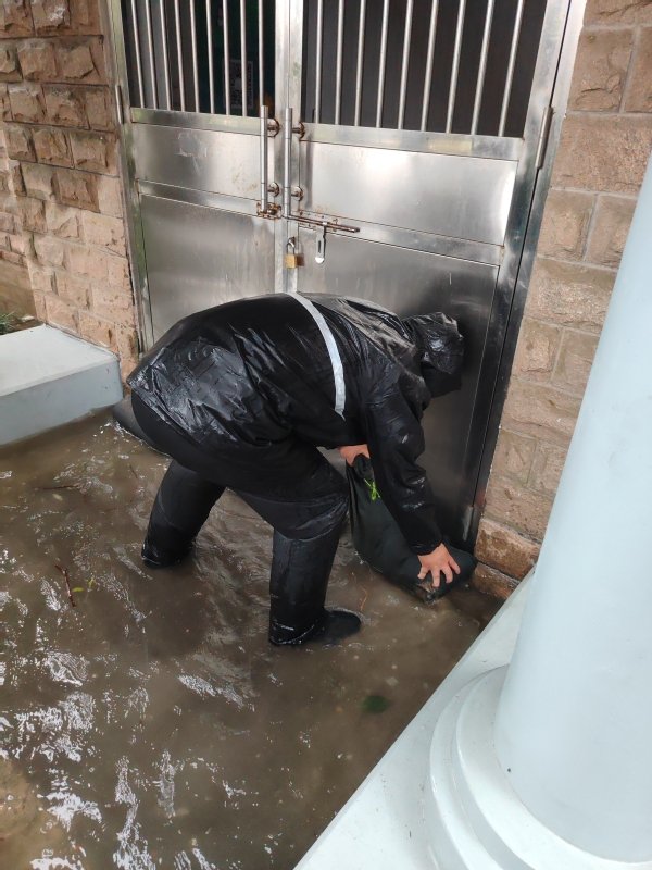 第13给我校排水系统