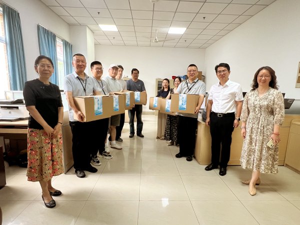 切实守护全体在岗人员的身体健康与生命